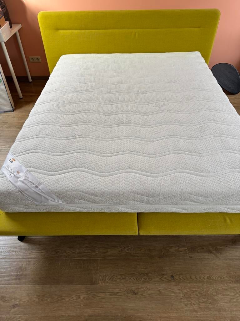 Lit VELDA 160x200, Maison & Meubles, Enlèvement, Utilisé, Matelas