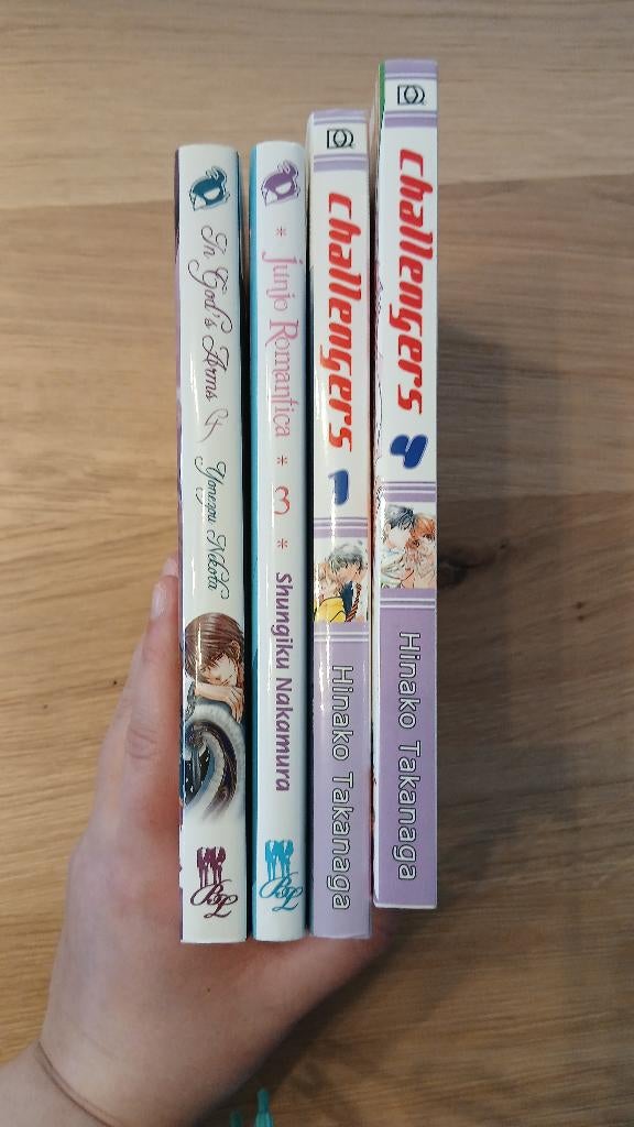BL manga, Ophalen of Verzenden, Zo goed als nieuw, Japan (Manga), Diversen