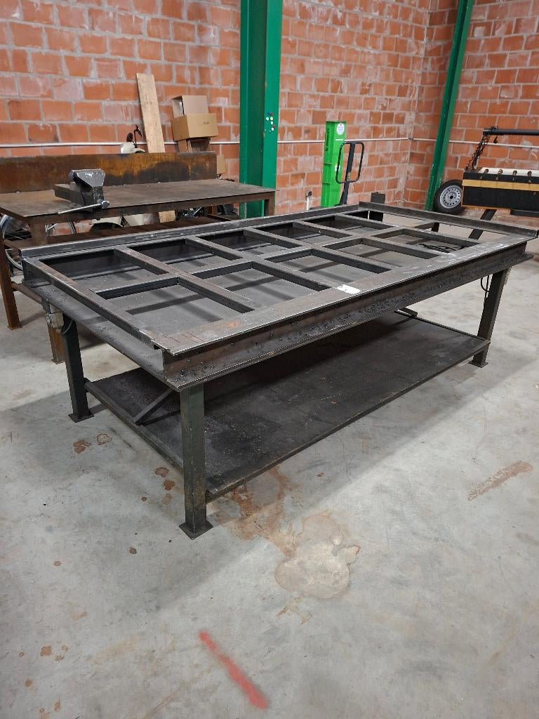metalen lastafel 2,51 m op 1,30 m, Ophalen, Gebruikt, 170 cm of meer