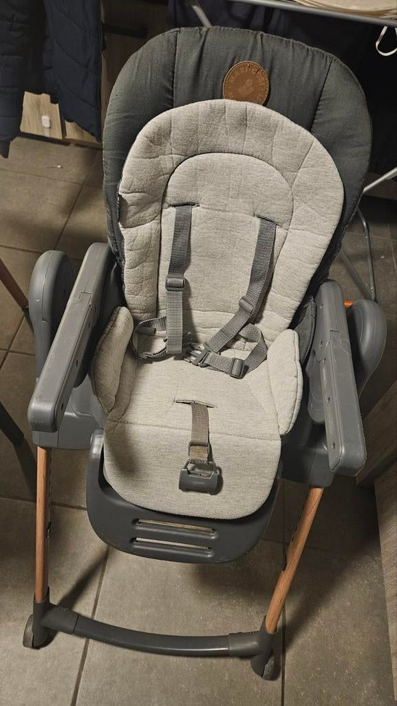 Chaise Maxi Cosy évolutive, Chaise évolutive, Plateau amovible