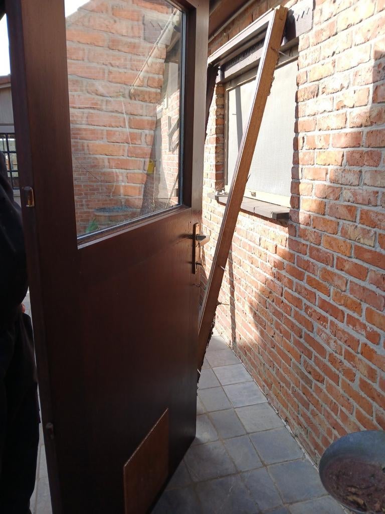 Houten buitendeur, Enlèvement