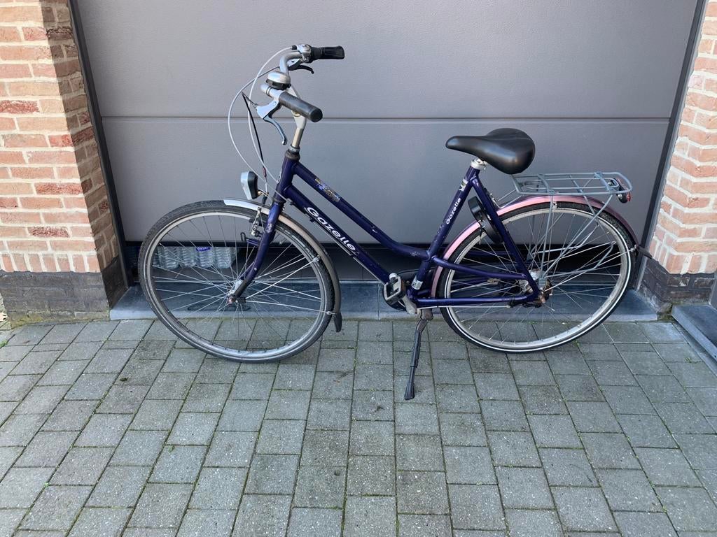 Damesfiets gazelle, Fietsen en Brommers, Ophalen, Zo goed als nieuw