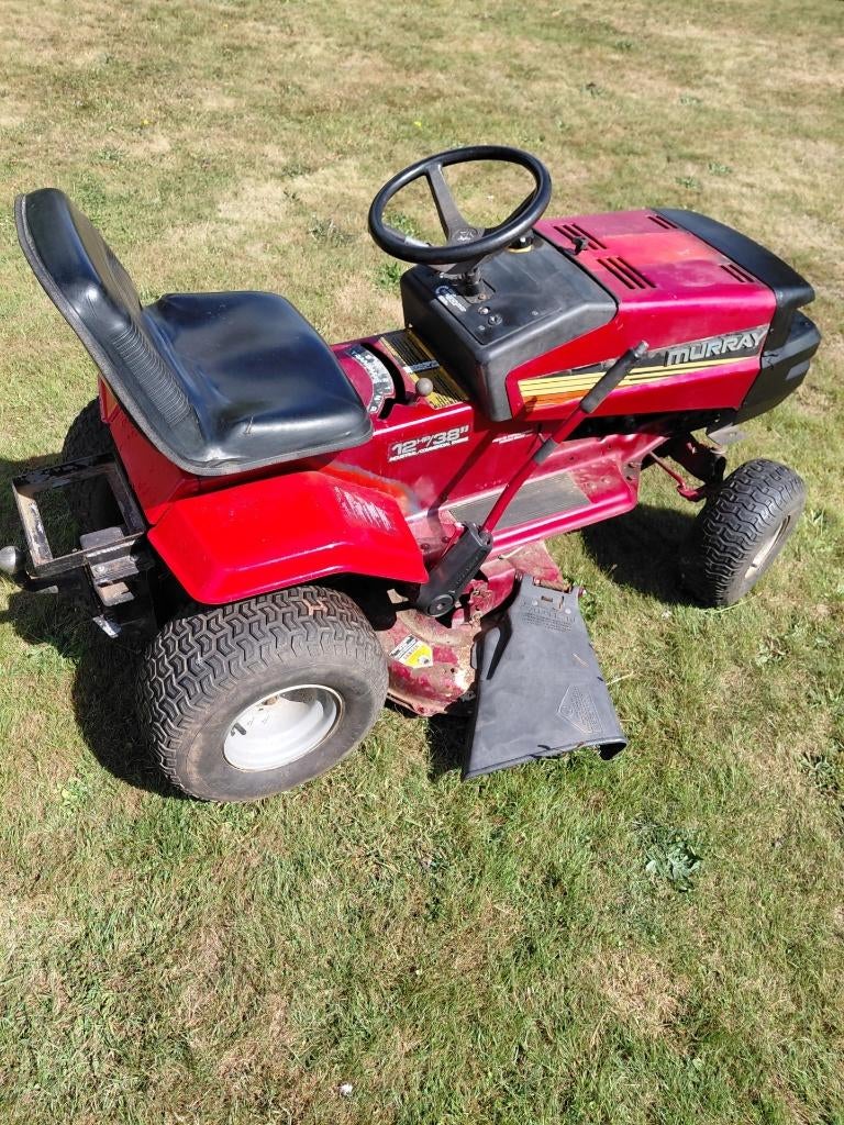 tracteur tondeuse ( prévoir soudure table de coupe ), Enlèvement, Utilisé, Vitesses