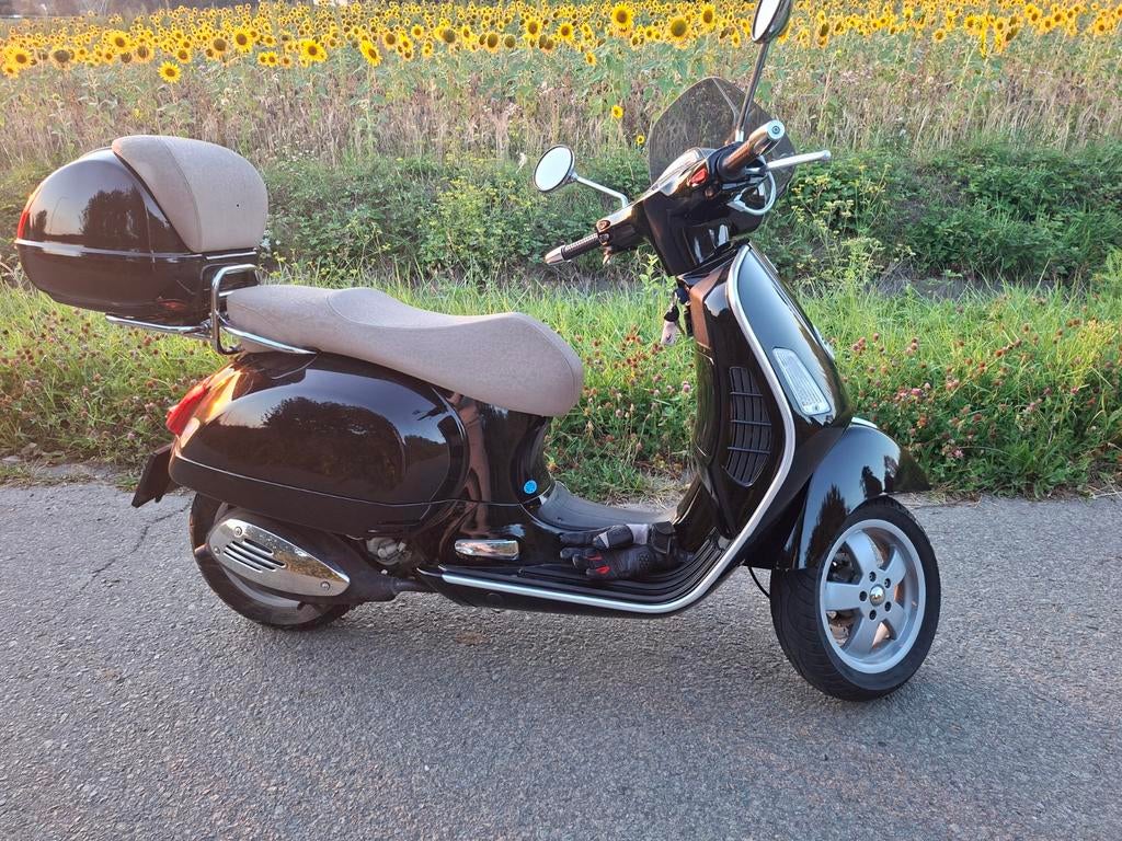 Vespa GTS 125 2011, Particulier