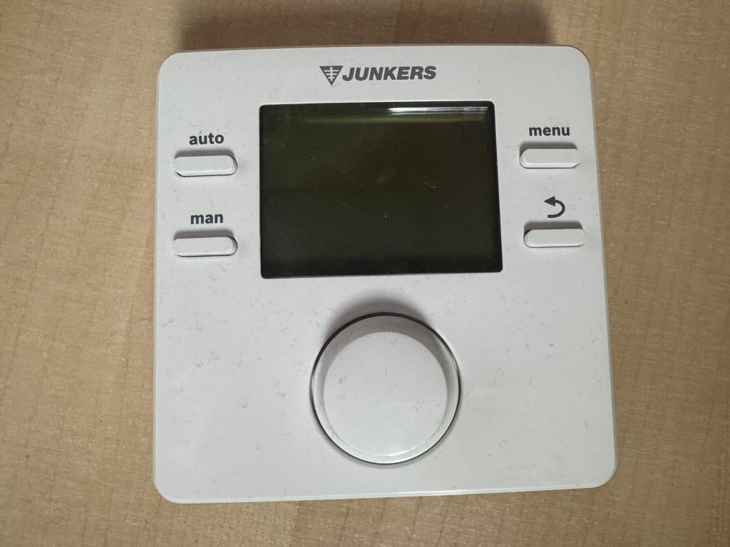 Junkers Thermostaat CR100, Doe-het-zelf en Bouw, Ophalen, Zo goed als nieuw