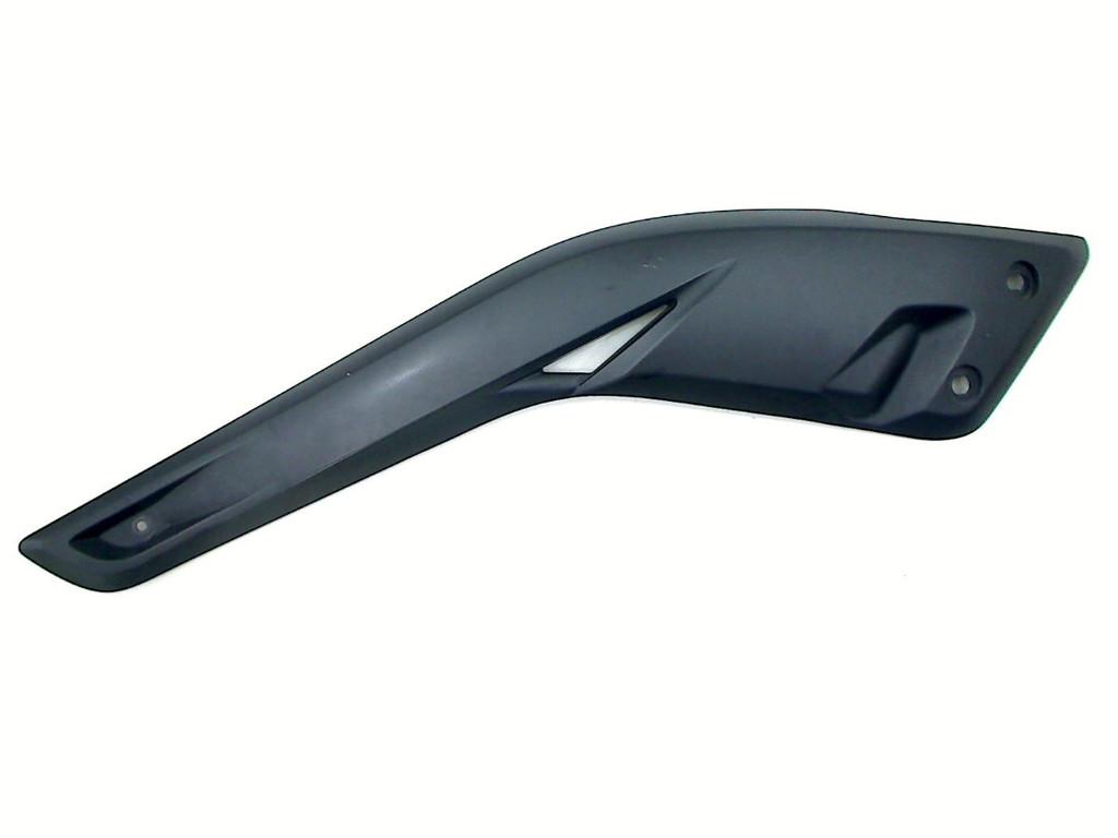 CADRE DE COUVERTURE GAUCHE Yamaha (37P-F1716-00), Dhr. S. di Majo, Utilisé, Info@cama-motorparts.nl, P.J. Troelstraweg 8 8
3144 CX  MAASSLUIS, NL