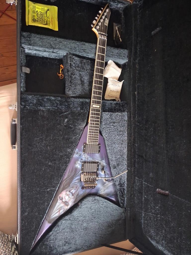 ESP sv, Muziek en Instrumenten, Ophalen