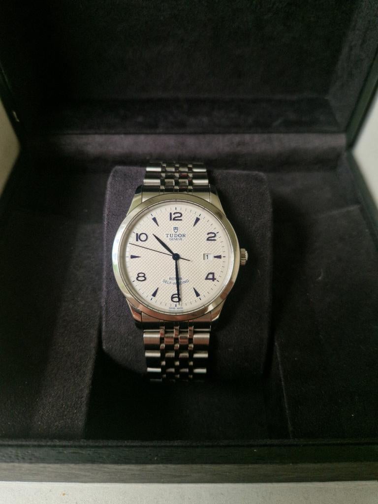 Tudor 1926 41 mm, Handtassen en Accessoires, Horloges | Heren, Staal, Staal, Polshorloge, Zo goed als nieuw