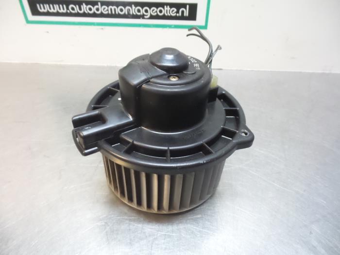 Moteur de ventilation chauffage d'un Mitsubishi Space Wagon, -, 3 mois de garantie, Utilisé, Mitsubishi