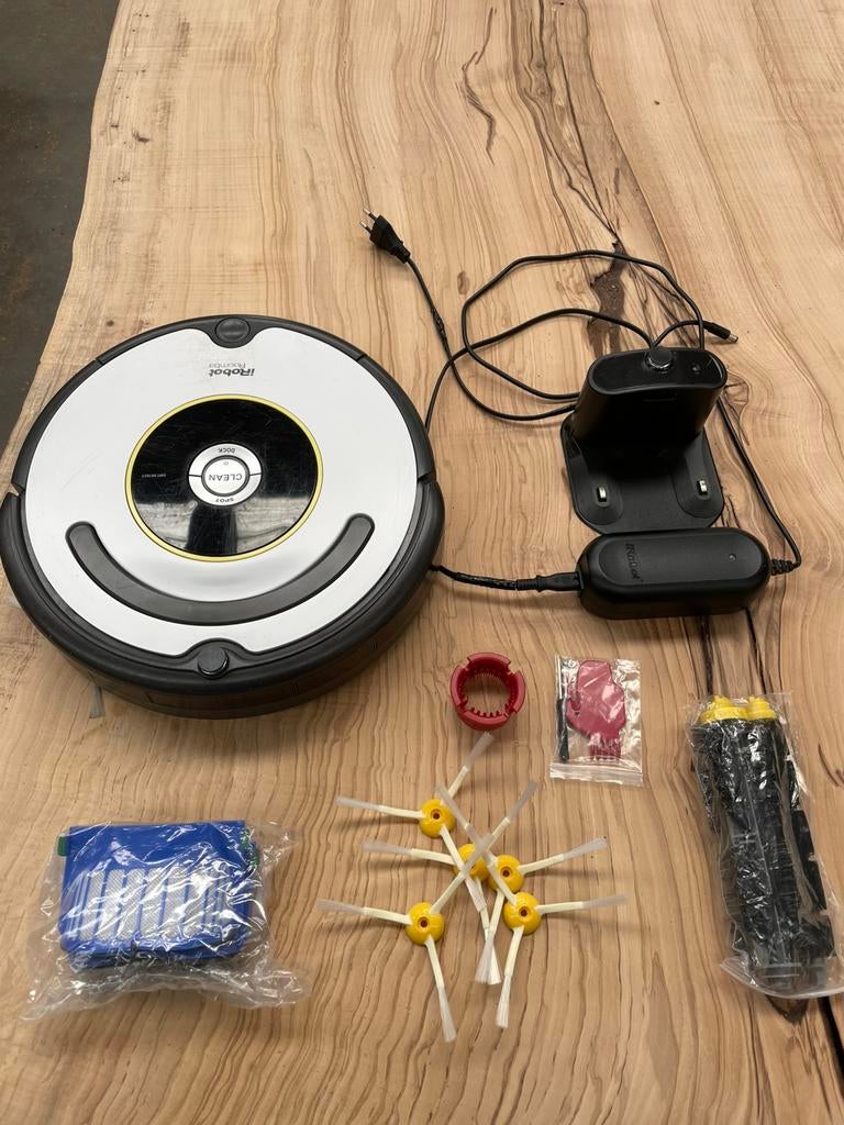 iRobot Roomba automatische stofzuiger, Elektronische apparatuur, Stofzuigers, Ophalen, Gebruikt, Stofzuiger