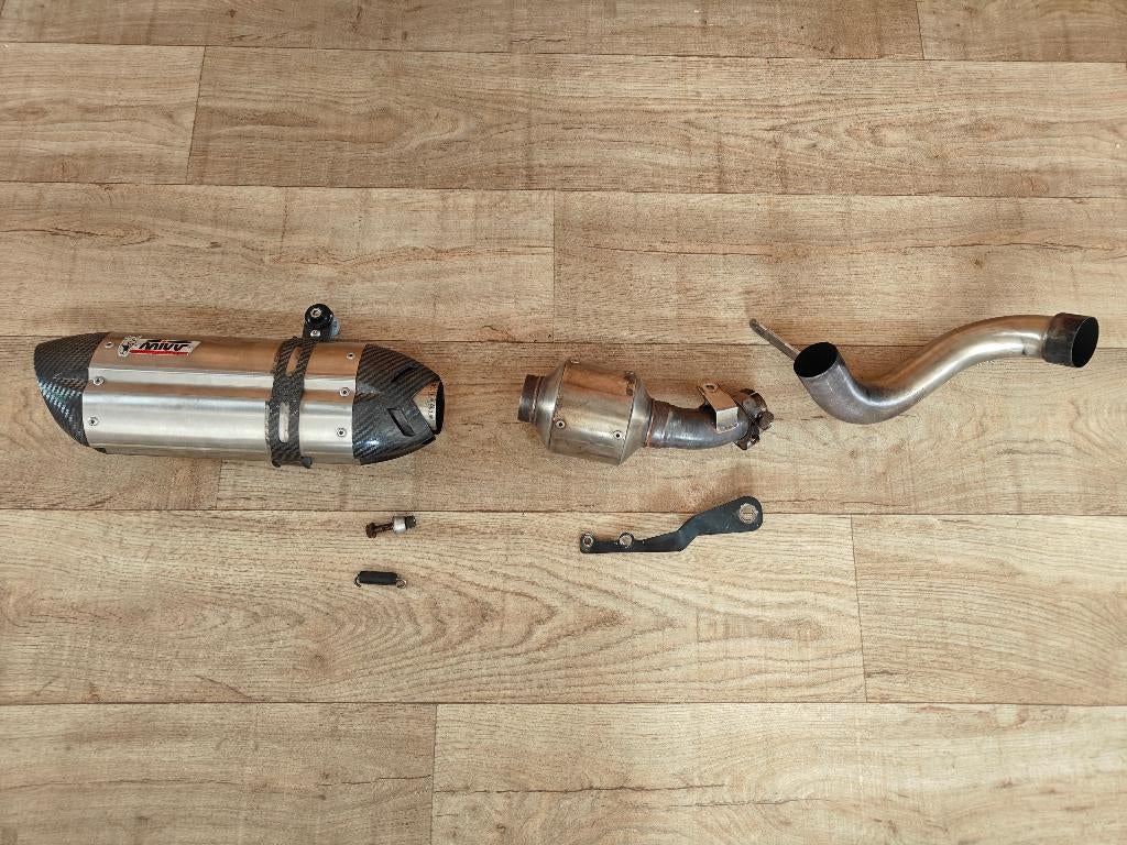 Pot d’échappement MIVV + tube + catalyseur, Autos : Pièces & Accessoires, Enlèvement, Utilisé