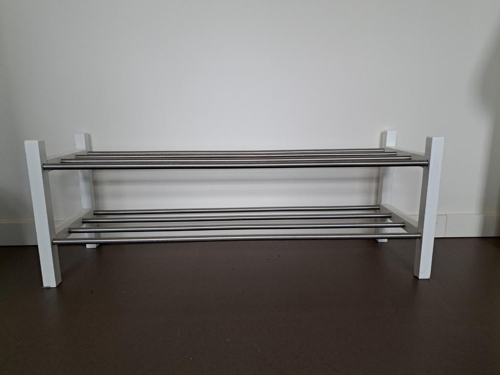 Schoenrek ikea, Enlèvement