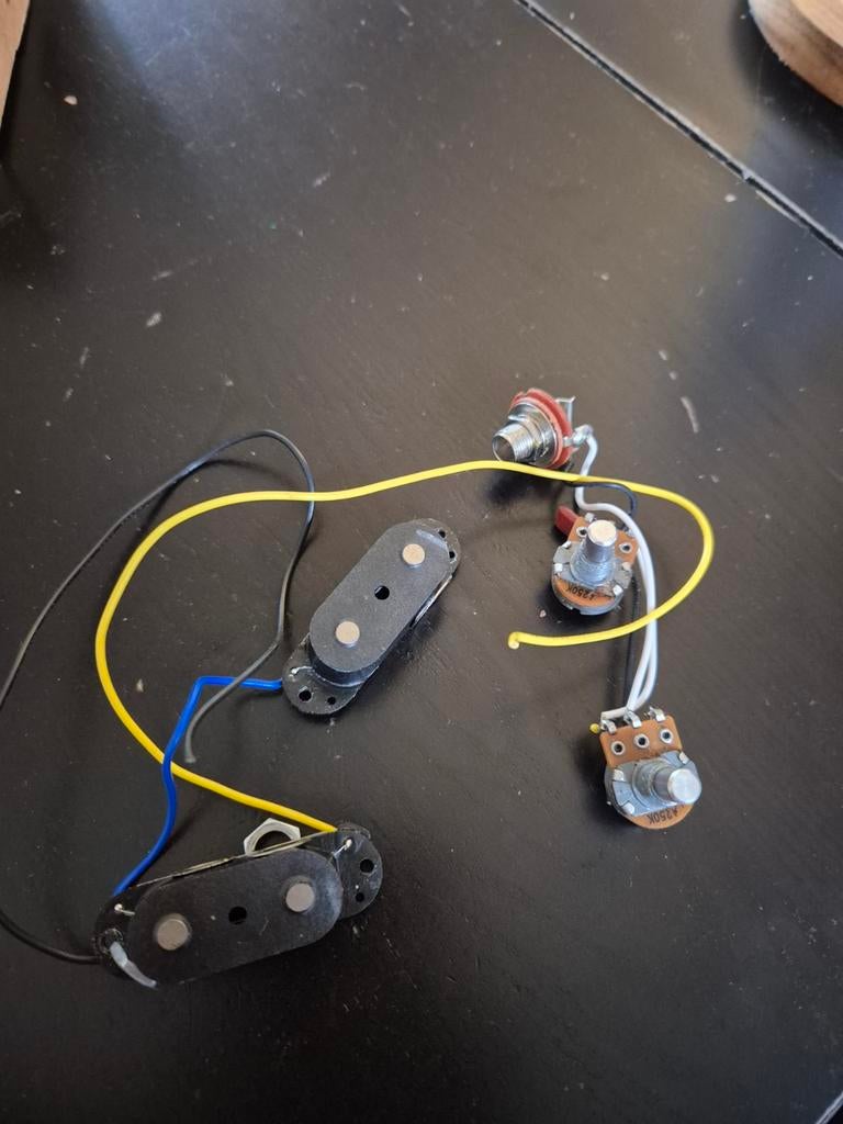 Squier CV 60 Mustang bass pickups, Muziek en Instrumenten, Ophalen of Verzenden