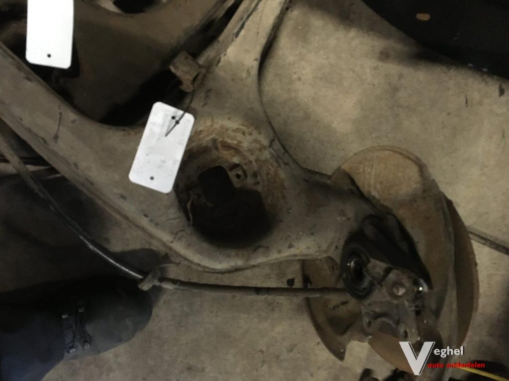 Mercedes w123 draagarm linksachter, Gebruikt, -, -, Ophalen of Verzenden
