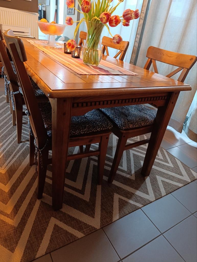 Tafel en 6 stoelen, Ophalen