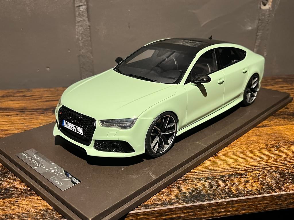 Handgemaakte Audi RS7 Motorhelix, Ophalen, Zo goed als nieuw