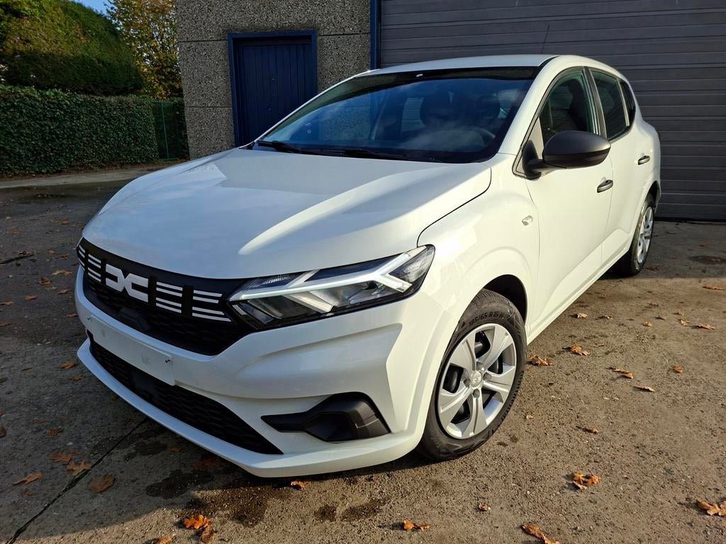 DACIA SANDERO 1.0SCE 19000KM!!!! NIEUWSTAAT MET GARANTIE, Auto's, Euro 6, Handgeschakeld, Particulier, Bluetooth