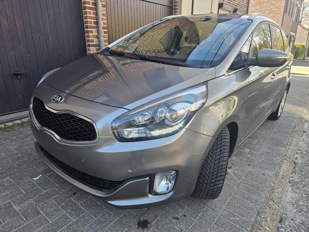 Kia Carens 1.6i Benzine 7-Plaats(Bouw2017/188.000km), Autos, Kia, Argent ou Gris, Achat, Euro 6, Entreprise