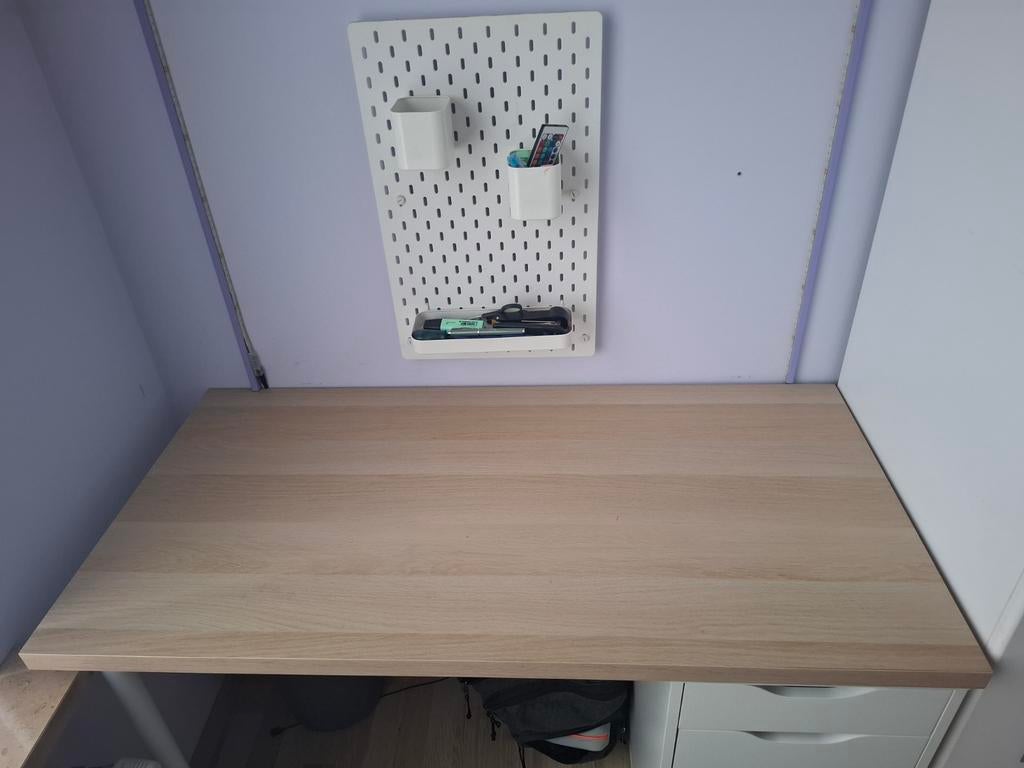 Bureaublad eikenpatroon, Ophalen