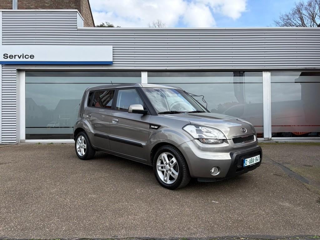 Kia Soul 1.6 CRDi Play - Automaat - Airco - Garantie - PDC, Auto's, 4 cilinders, Bedrijf, 1582 cc, https://public.car-pass.be/vhr/05d9e006-394f-41c9-aa5f-b336e280adfc