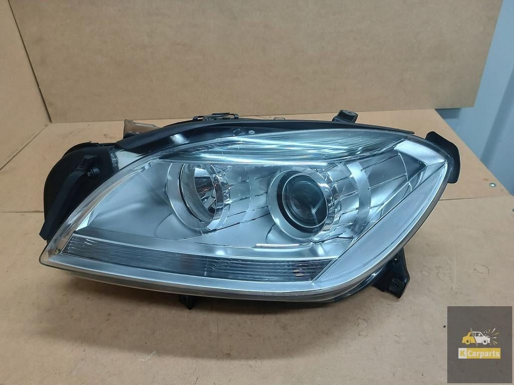 A1668208361, Mercedes ML W166 Feu gauche normal, Autos : Pièces & Accessoires, Mercedes-Benz AG, Mercedes-Benz, Utilisé, Mercedesstrasse 120
70372  Stuttgart, DE