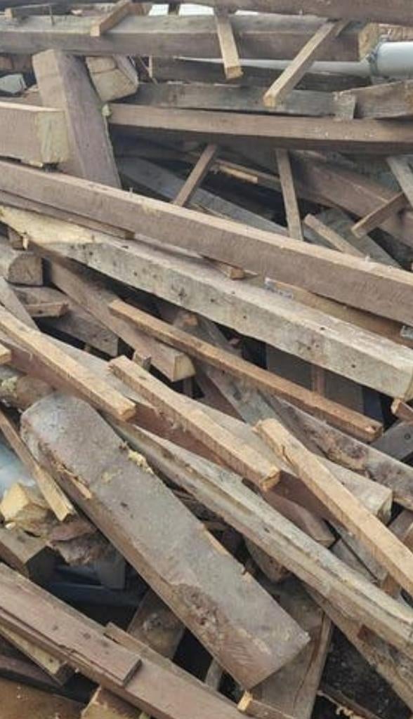 Gratis brandhout, Enlèvement