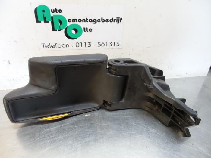 Accoudoir d'un BMW 3-Serie (3-Serie 90-), -, 3 mois de garantie, Utilisé, -
