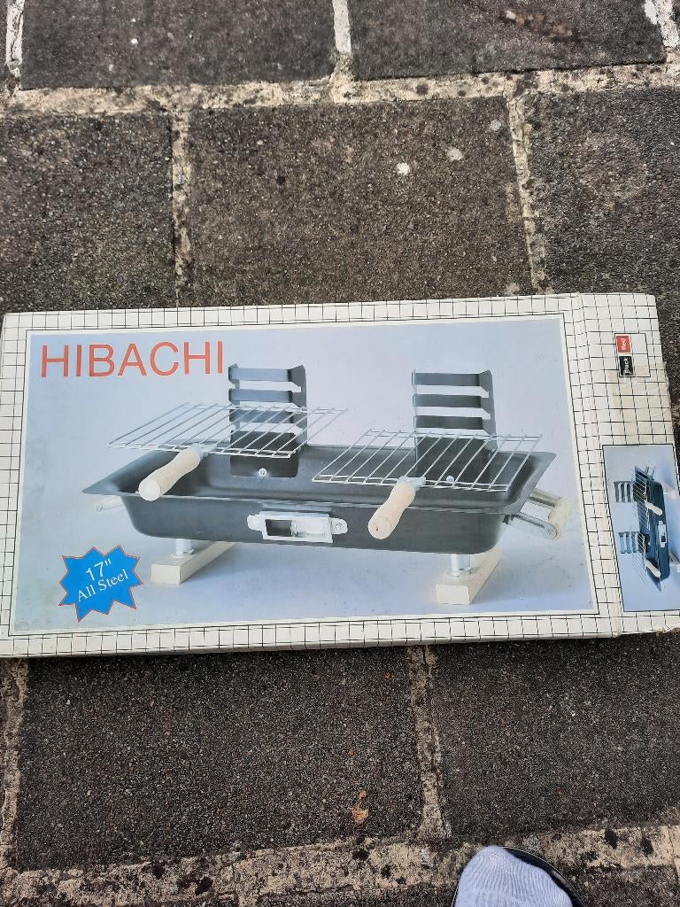 Petit barbecue neuf pour camping, Enlèvement, Neuf