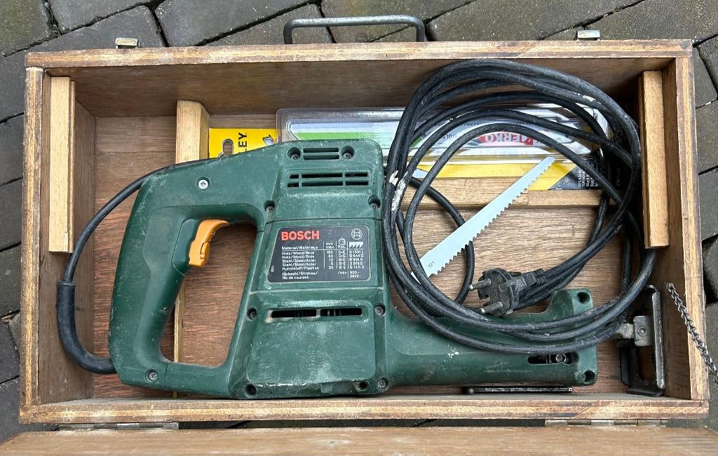 Bosch Reciprozaag, Doe-het-zelf en Bouw, Gereedschap | Zaagmachines, Ophalen, Gebruikt, Reciprozaag, Bosch groen