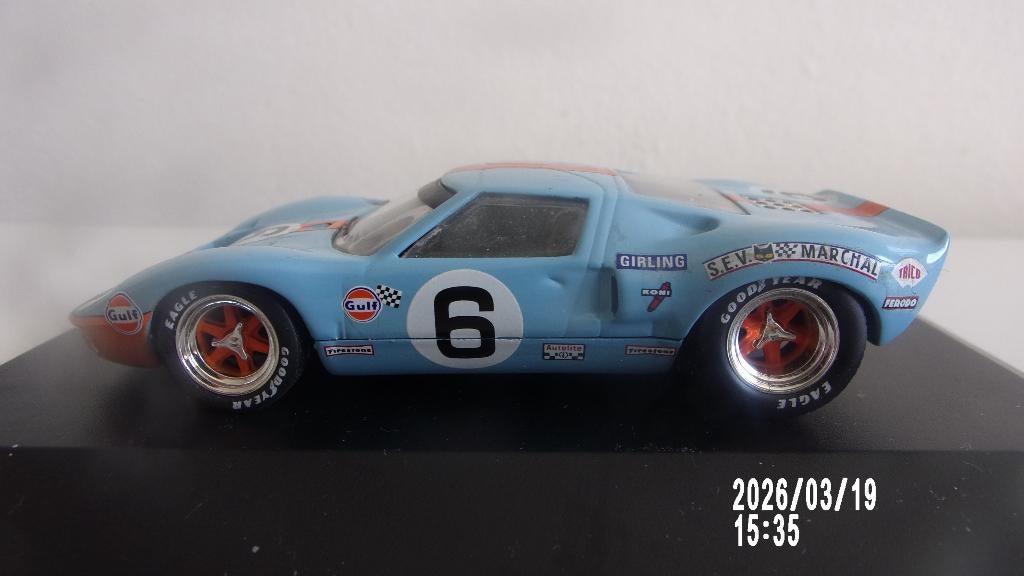 FORD GT 40 #6 de Jacky ICKX au MANS 69.1/43 IXO COM NEUVE, Ophalen of Verzenden, Zo goed als nieuw, Auto, Overige merken