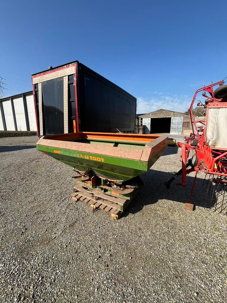 Meststofstrooier amazone za-u 1501, Enlèvement, Cultures, Protection des cultures et Fertilisation