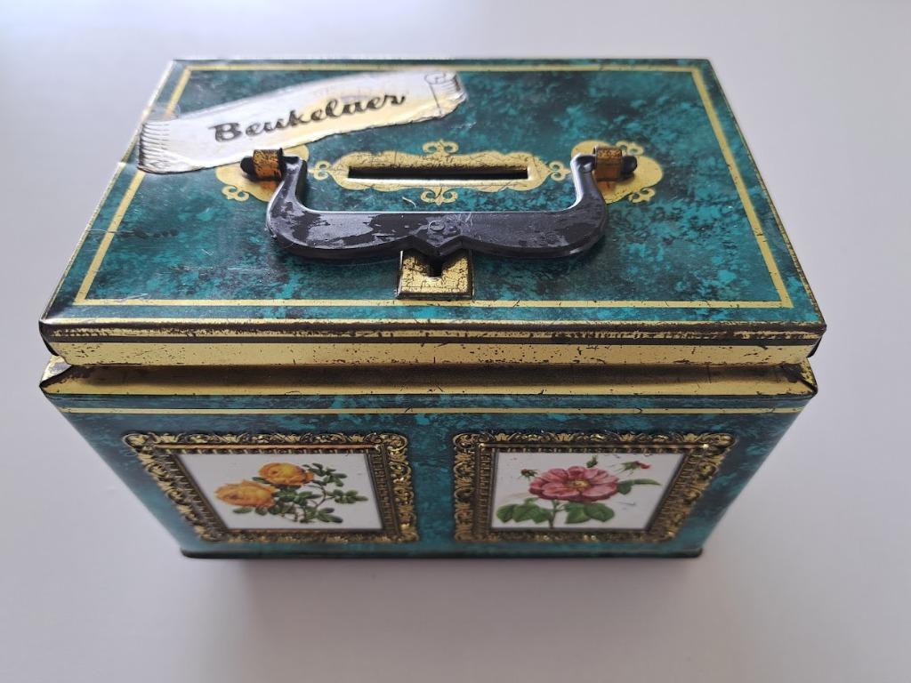 Tirelire vintage - Tirelire - Boîte en étain - De Beukelaer, Collections, Boîte en métal, Enlèvement ou Envoi, Utilisé, Autre