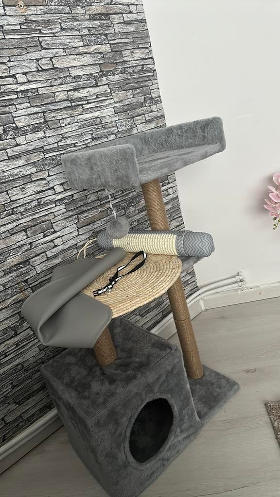 Arbre a chat, Enlèvement ou Envoi, Comme neuf