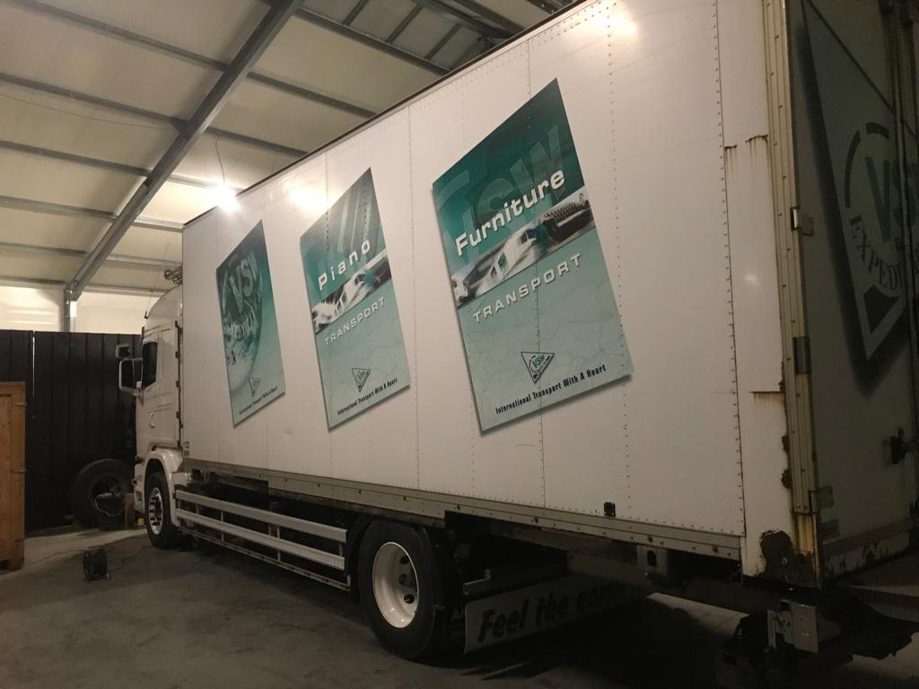 Chauffeur C E met code 95 zelf bss, Vacatures, Vacatures | Chauffeurs, 33 - 40 uur, Vanaf 3 jaar, Freelance of Uitzendbasis, Geschikt als bijbaan