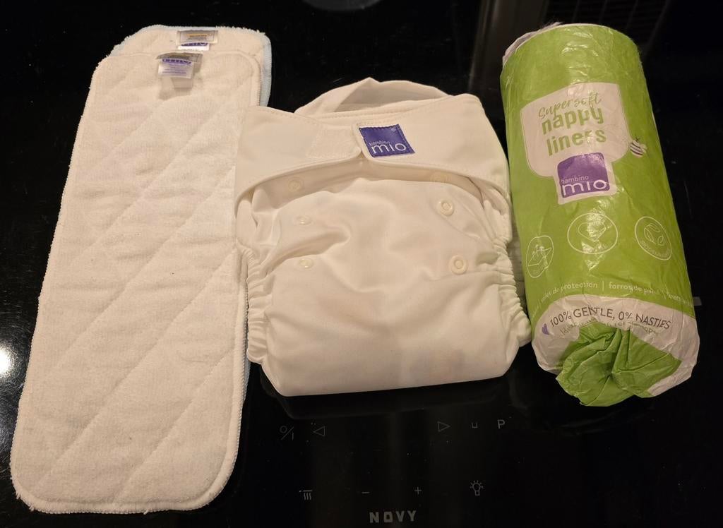 Couche lavable Bambino Mio blanche NOUVELLE !, Enfants & Bébés, Sac à langer bébé, Neuf, Enlèvement ou Envoi