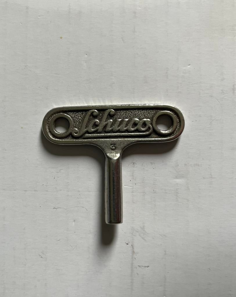 Schuco clé nr. 3 pour Grand Prix Racer, entre autres, Collections, Jouets, Envoi