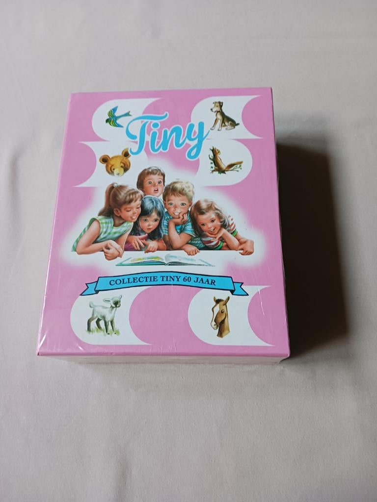 Gijs Haag - Tiny verzamelbox (Vintage) 10 albums, Boeken, Ophalen of Verzenden