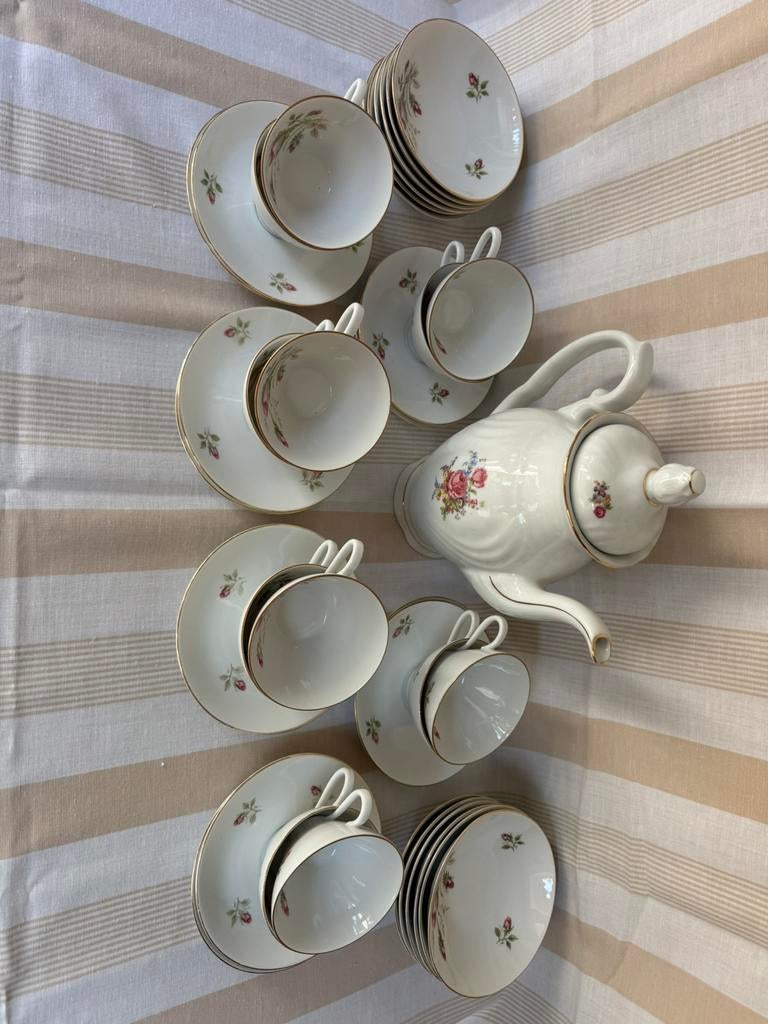 Service a café Bavaria 12p, Maison & Meubles, Cuisine | Vaisselle, Enlèvement ou Envoi, Comme neuf