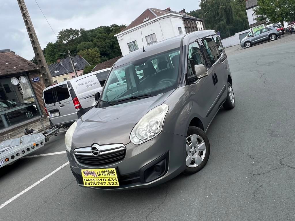 Opel Combo 1.6 cdti 5 PLACES 2012 année 77kw 0032495310431, Autos, Opel, Achat, Entreprise, Boîte manuelle, Entretenue par le concessionnaire