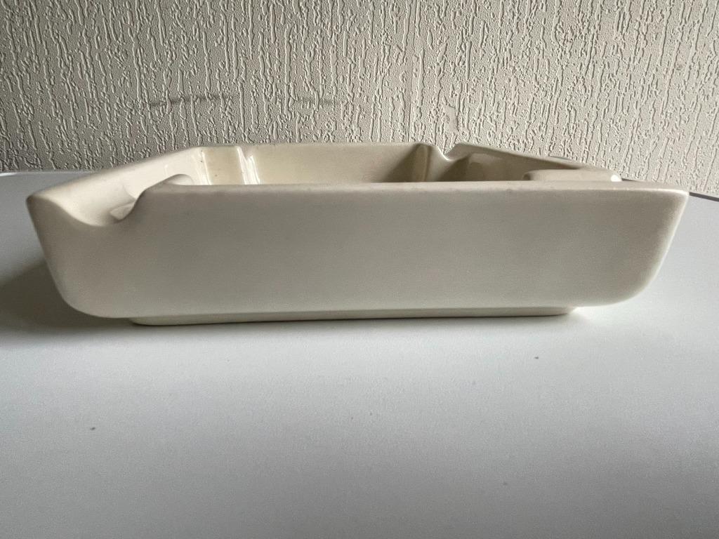 Blanco keramieke asbak - cendrier - P Regout & co, Ophalen of Verzenden