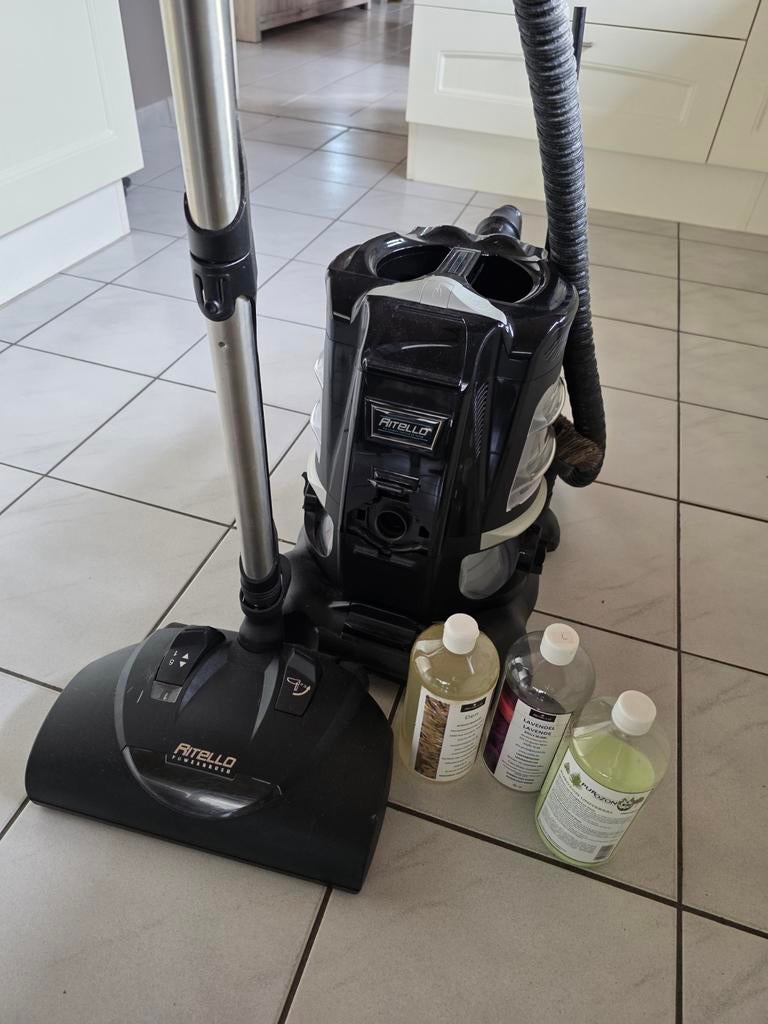 Ritello R2 stofzuiger, Elektronische apparatuur, Stofzuigers, Ophalen, Stofzuiger