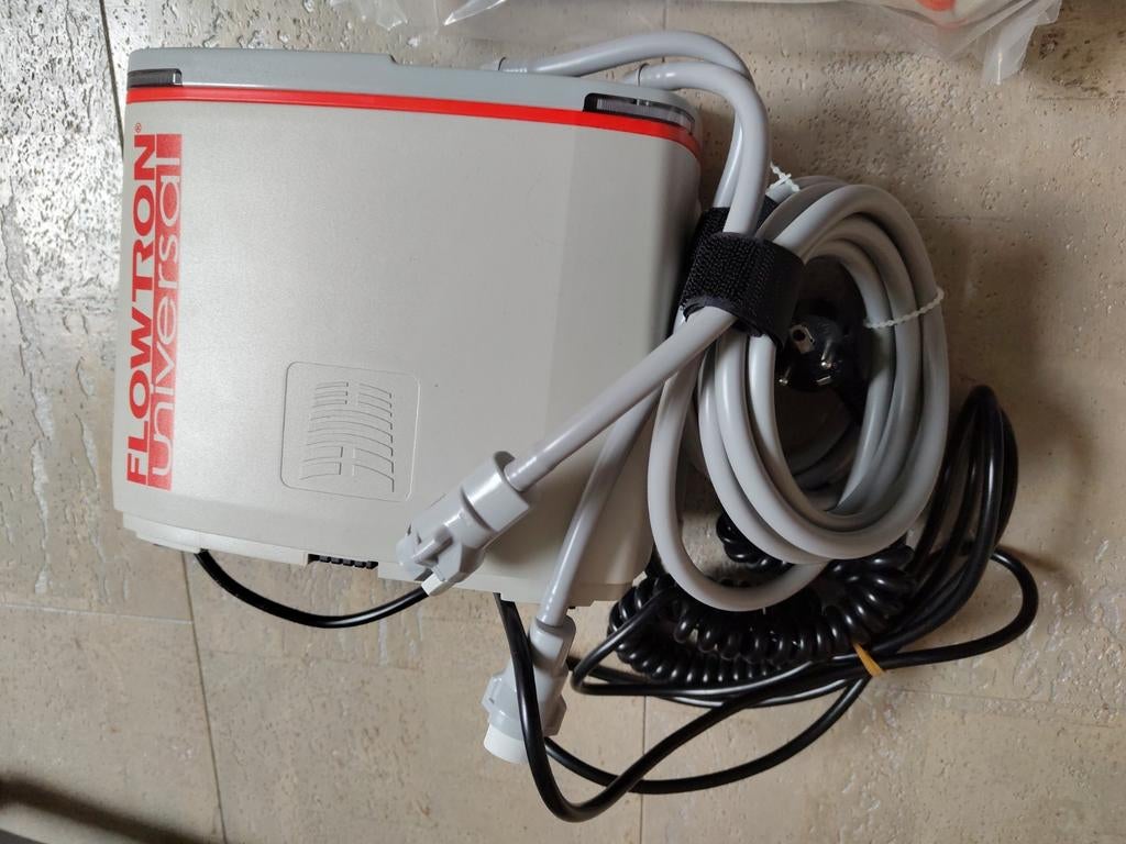 Appareil pressotherapie Flowtron universal, Comme neuf, Appareil