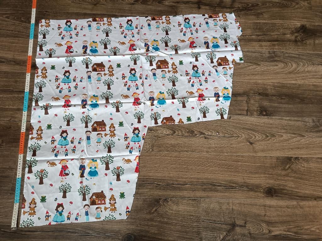 Pakket stoffen katoen afmetingen op foto, Hobby en Vrije tijd, Stoffen en Lappen, Gebruikt, Katoen, 120 cm of meer, 30 tot 200 cm