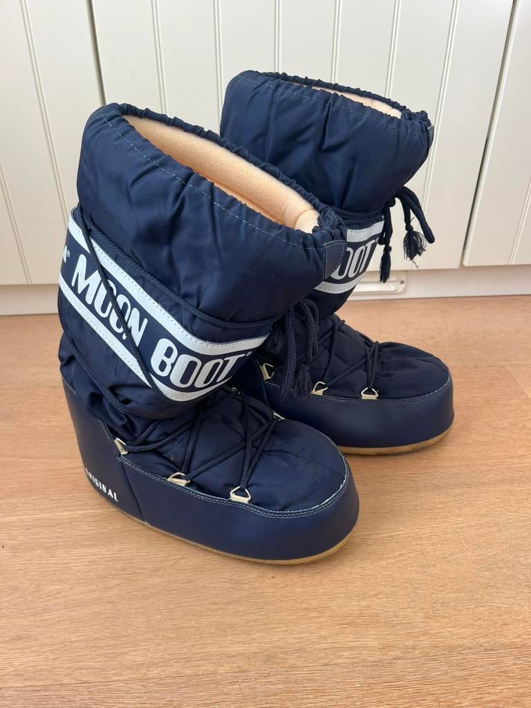 Moon Boots Tecnica sneeuwlaarzen donkerblauw maat 42-44, Ophalen, Gebruikt