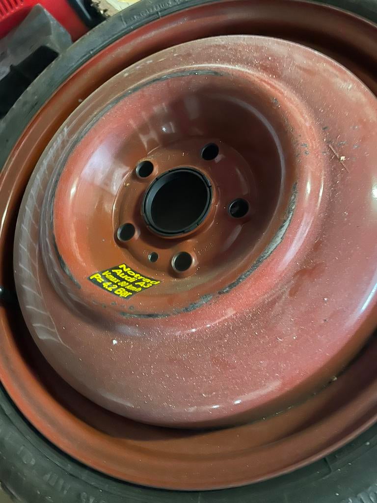 Thuiskomer Audi a3 en krik, Ophalen