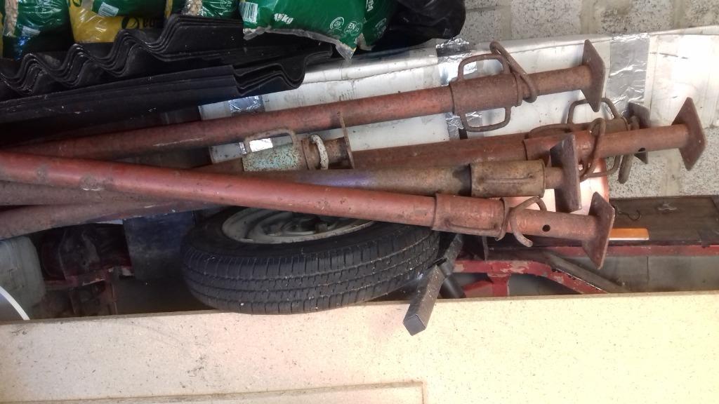 etancon 6 pieces, Enlèvement, Utilisé