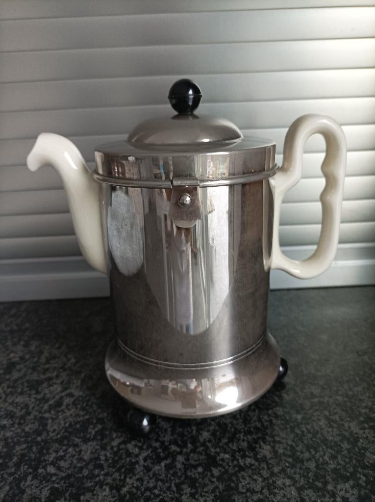 Antieke thermos koffiepot koffiekan Benraad, Enlèvement