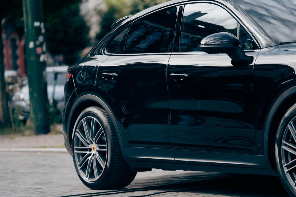 Porsche Cayenne Coupé verhuur met chauffeur, bruiloft etc, Cayenne, Bedrijf, Te koop, Coupé