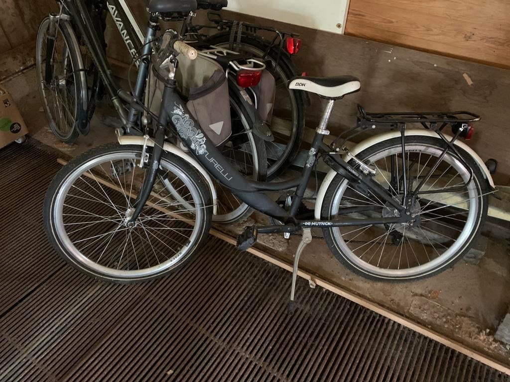 Kinderfiets & 2 damesfietsen, Fietsen en Brommers, Ophalen, Gebruikt