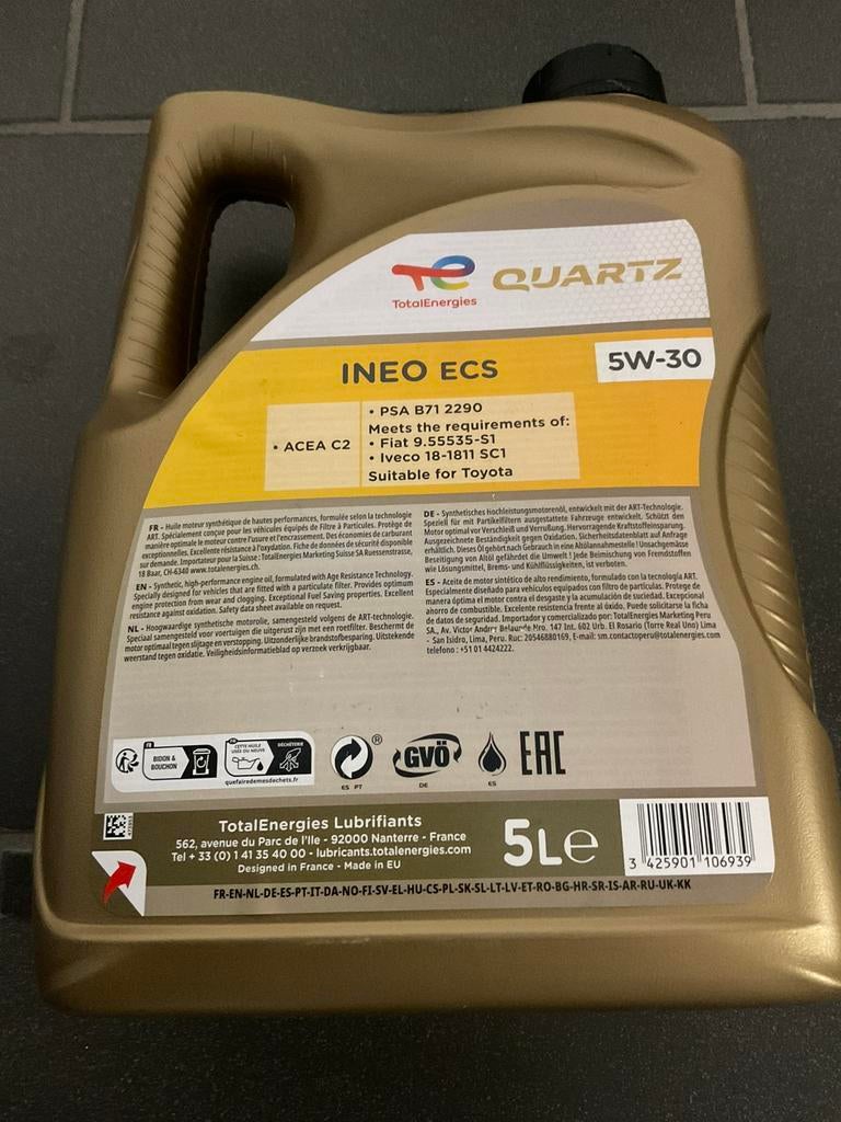 TotalEnergies 5W30 motorolie 5 liter nieuw., Ophalen